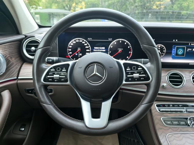 Mercedes-Benz M AMG 2019 #19 Mercedes-Benz M AMG 2019 صورة سيارة #19