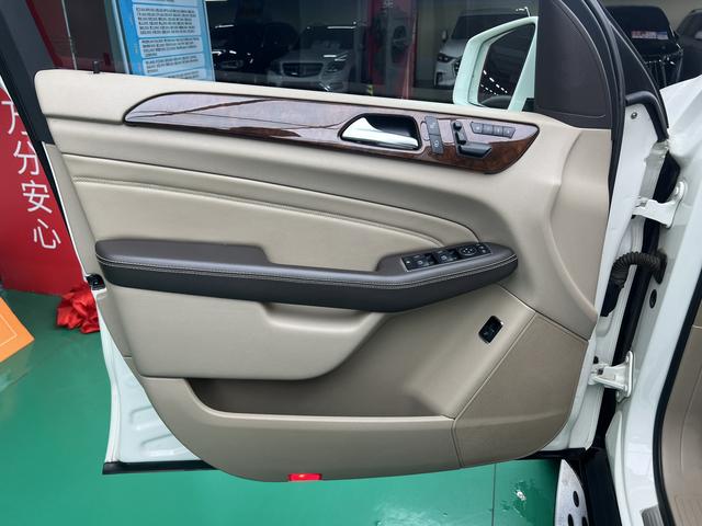 Mercedes-Benz M AMG 2012 #19 Mercedes-Benz M AMG 2012 صورة سيارة #19