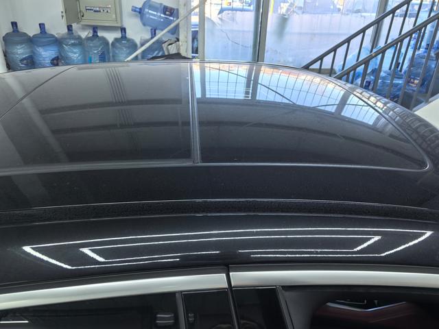 BMW iX M60 2023 car image #19