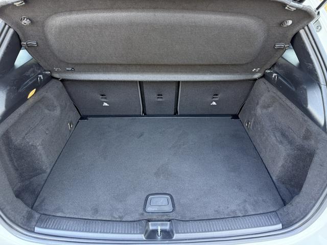 Mercedes-Benz B Class 2020 immagine di auto #19