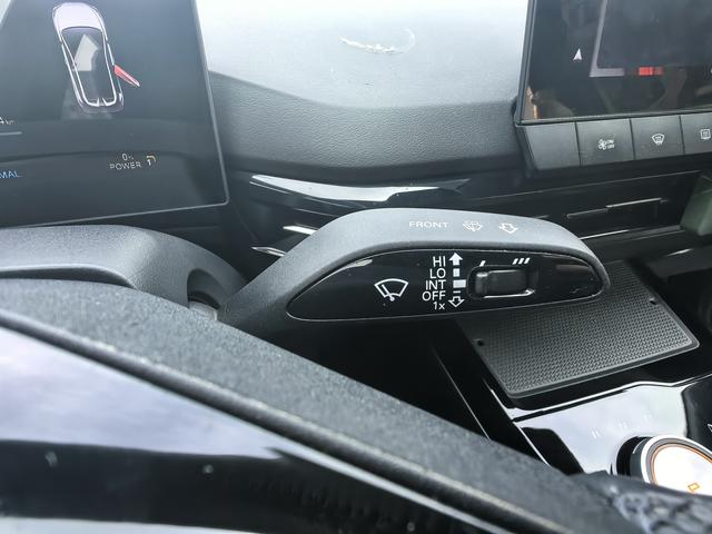 MG 4 EV 2022 #19 MG 4 EV 2022 car image #19