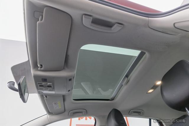 Volkswagen Golf 2019 car image #19