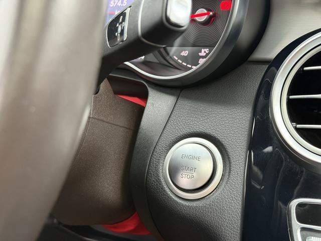 Mercedes-Benz GLC Class 2016 car image #19