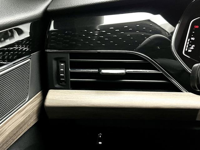 Volkswagen Passat 2020 car image #19