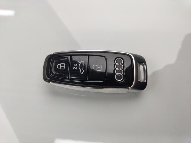 Audi A7 2020 car image #19