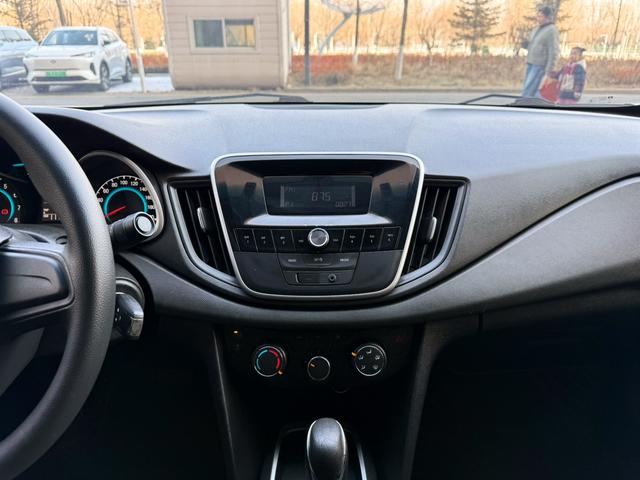 Chevrolet Cavalier 2018 immagine di auto #19