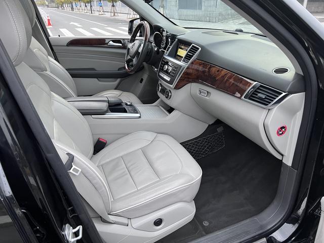 Mercedes-Benz M Class 2012 #19 Mercedes-Benz M Class 2012 car image #19