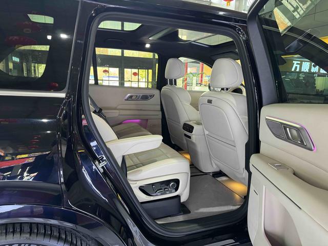 Deepal S09 2025 #19 Deepal S09 2025 car image #19