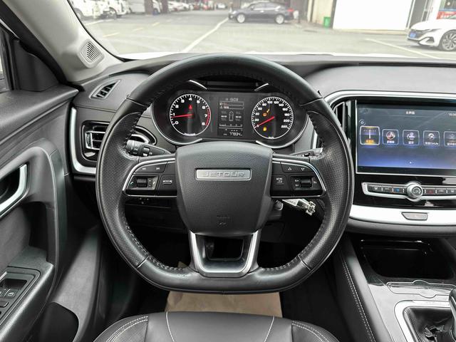 X70M 2020 car image #19