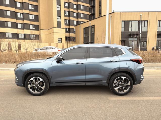 Exceed Chasing Wind 2019 #19 Exceed Chasing Wind 2019 car image #19