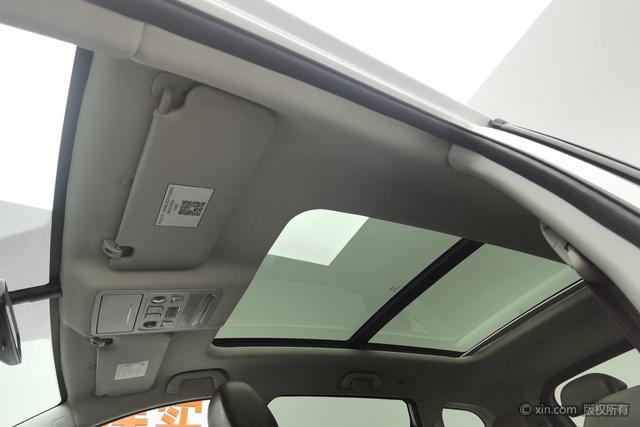 Forthing JOYEAR X5 2017 изображение автомобиля #19