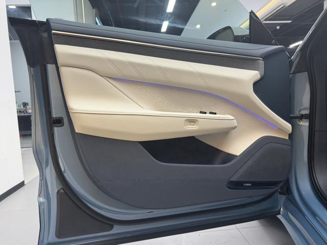 极氪 极氪001 2025 汽车图片 #19