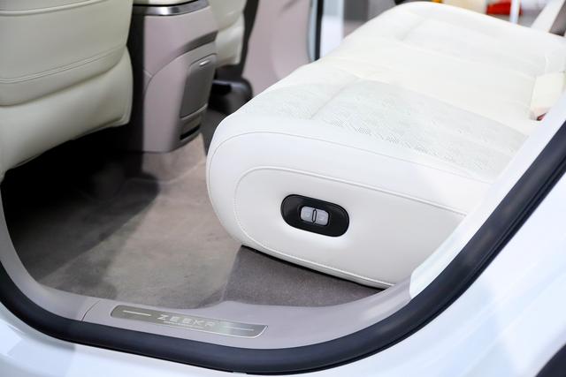 极氪 极氪7X 2024 汽车图片 #19