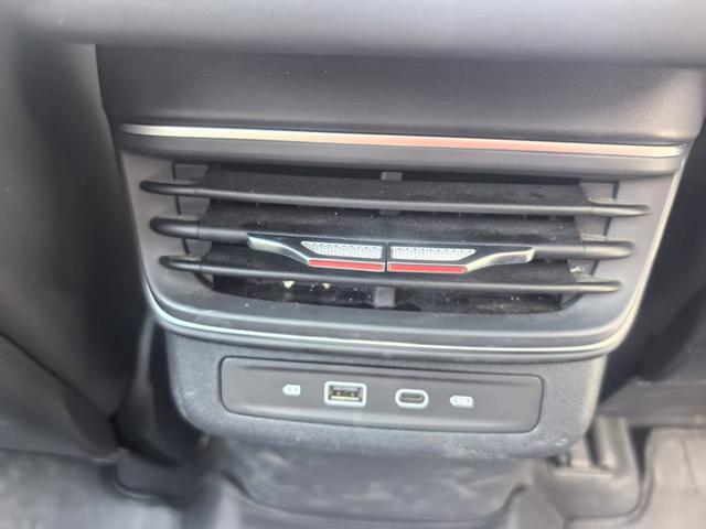 HongQi HS3 PHEV 2025 car image #19