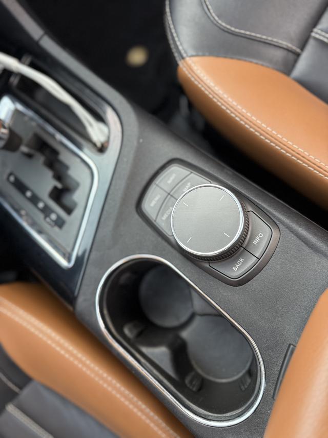 Soueast DX7 2018 immagine di auto #19