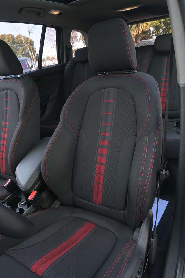 BMW 2 Series Gran Tourer 2016 car image #19