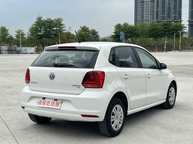 Volkswagen Polo 2018 car image #19