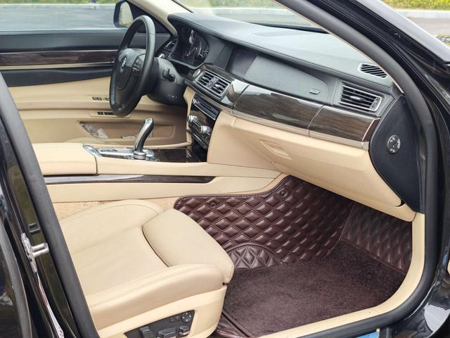 宝马 宝马7系 2011 汽车图片 #19