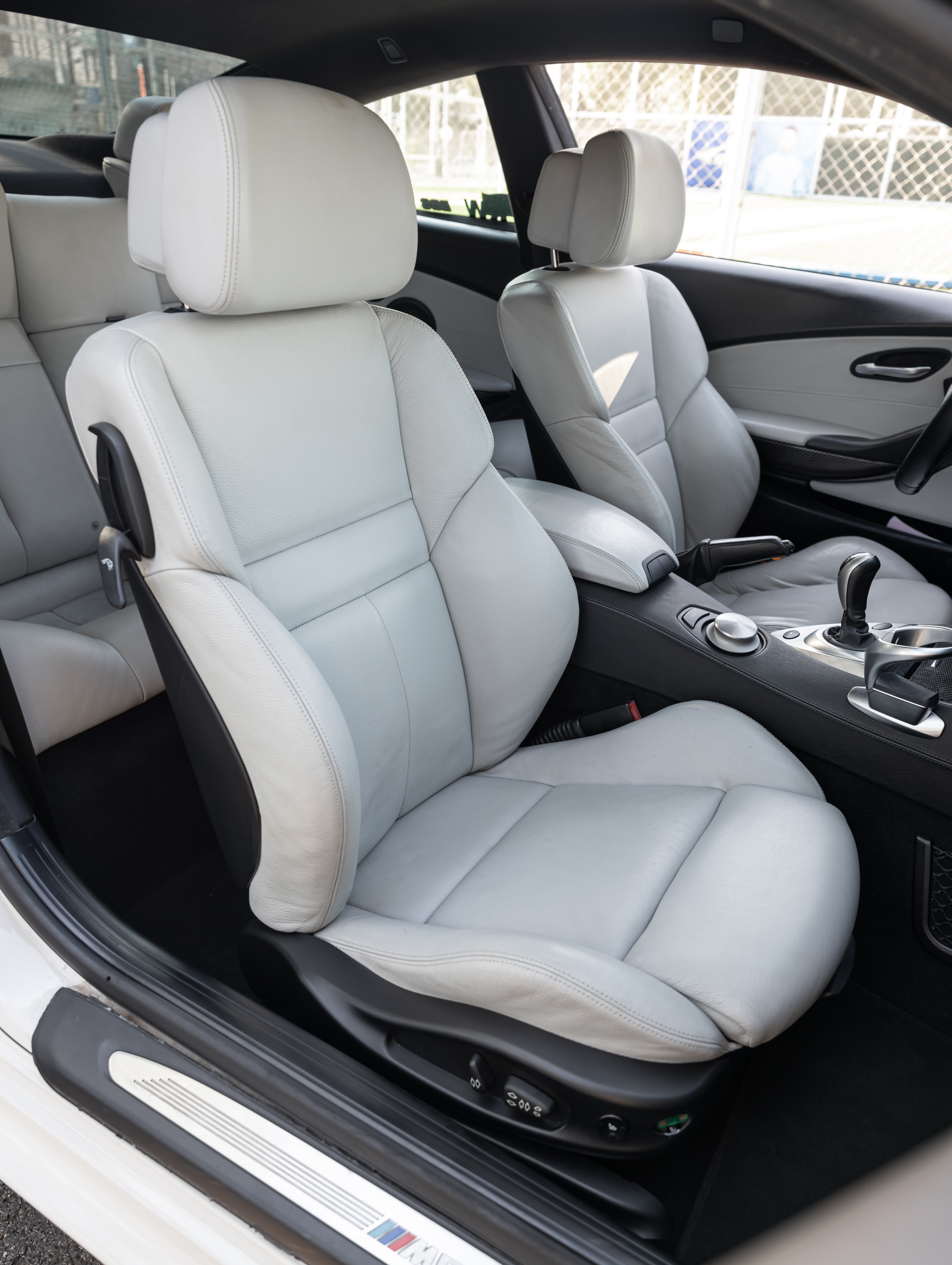 BMW M6 2008 #19 BMW M6 2008 car image #19