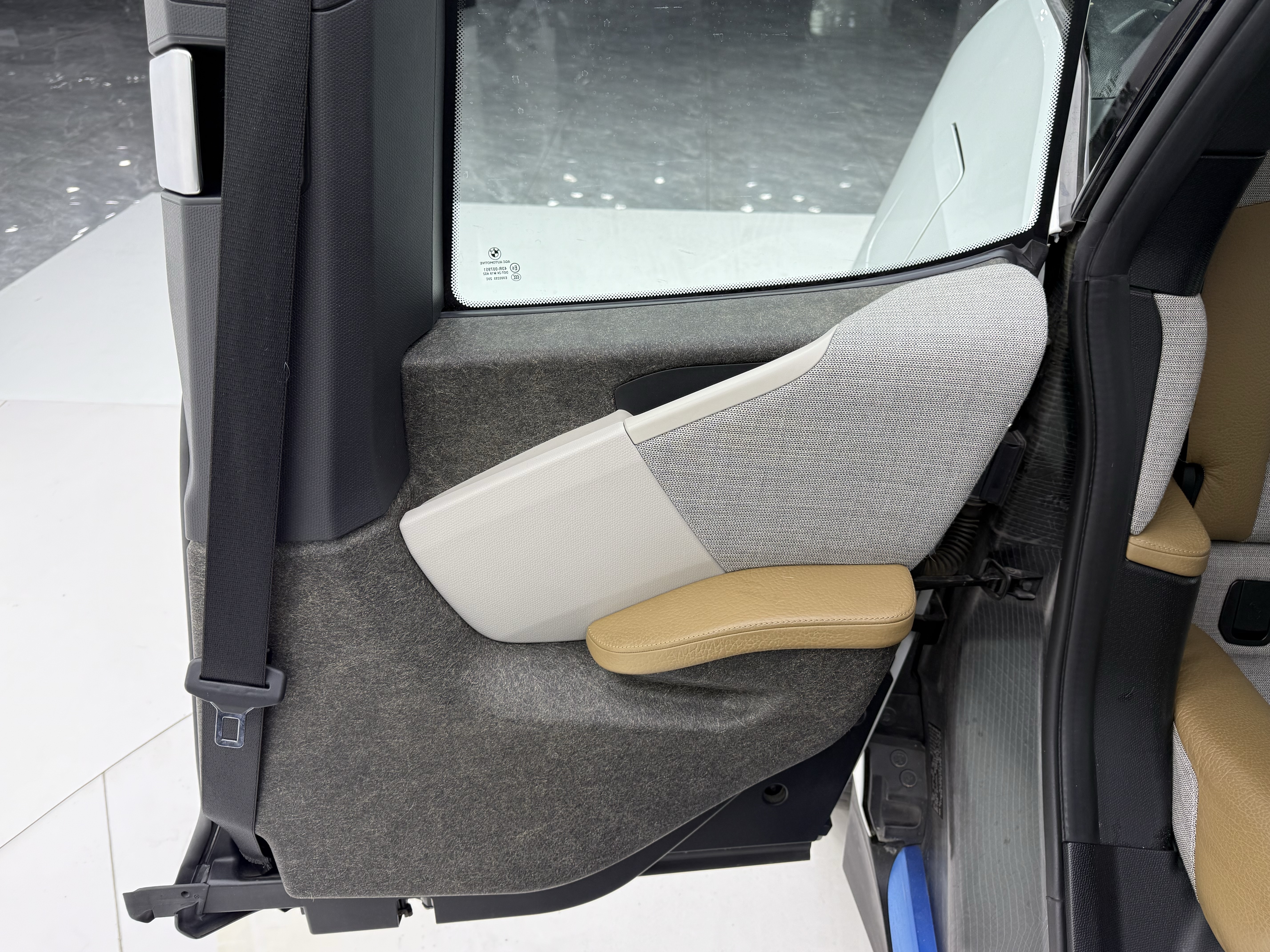 BMW i3 (Imported) 2016 #19 BMW i3 (Imported) 2016 صورة سيارة #19