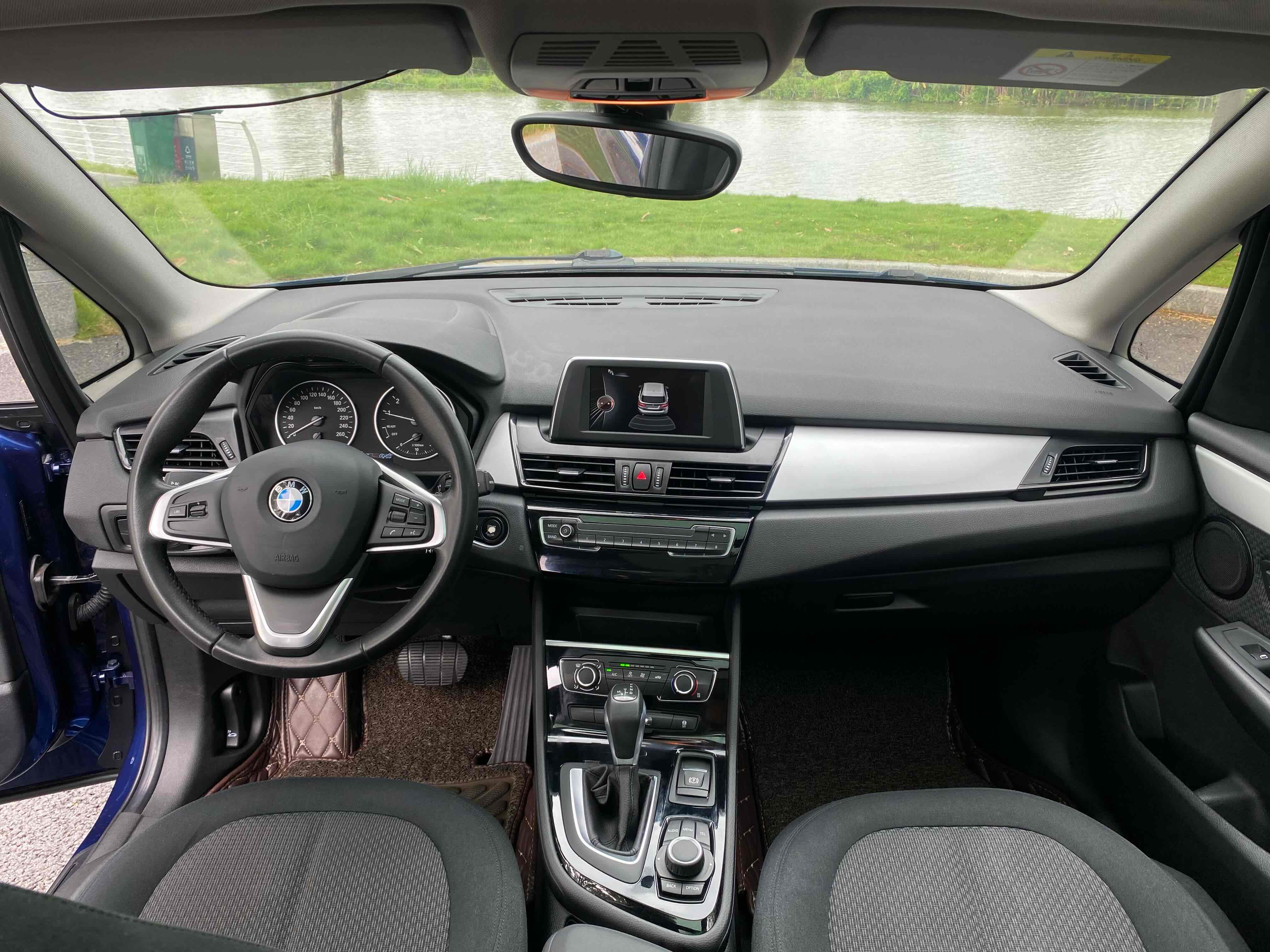 BMW 2 Series Tourer 2016 car image #19