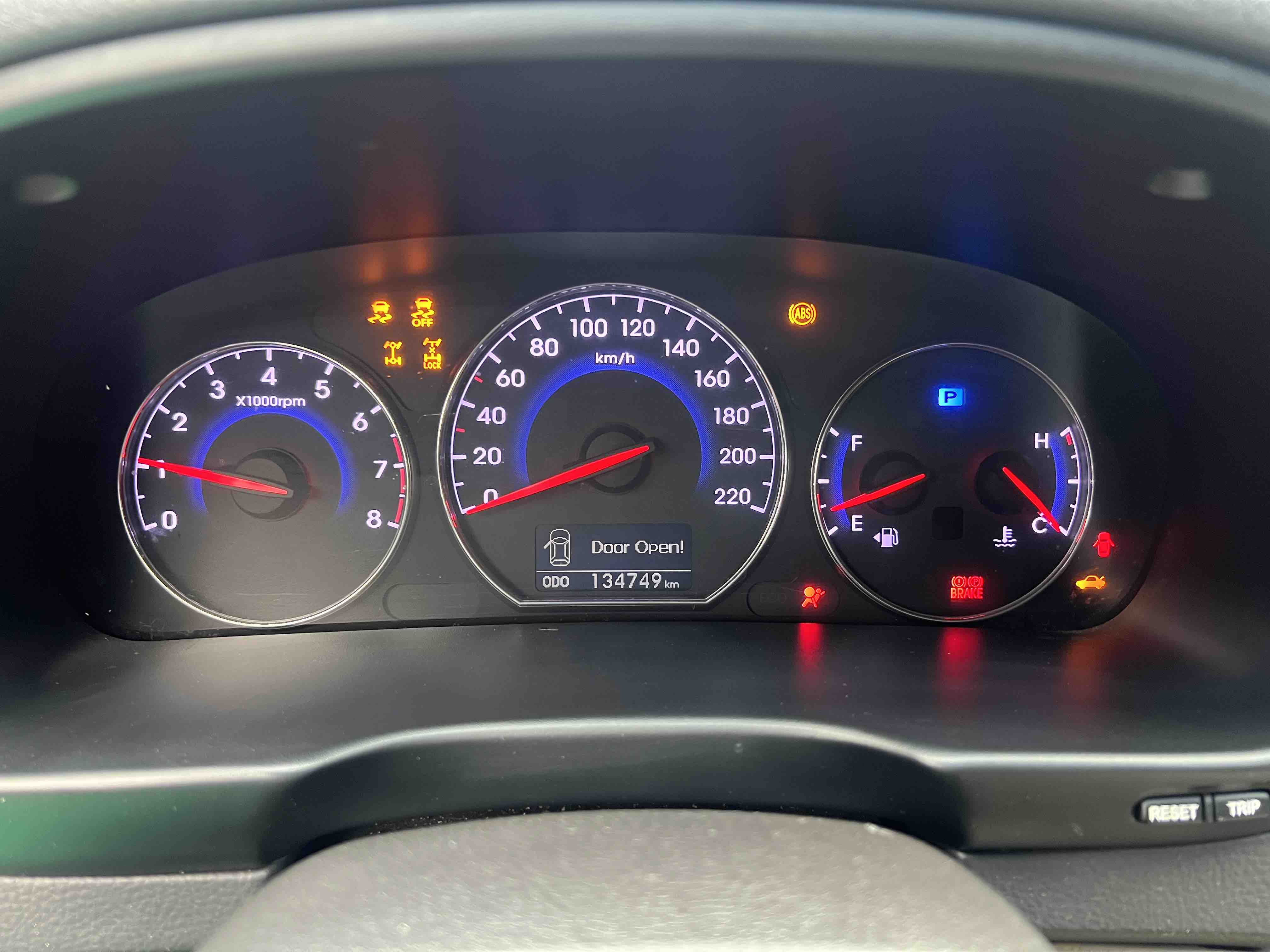 Hyundai Santa Fe Classic 2012 car image #19