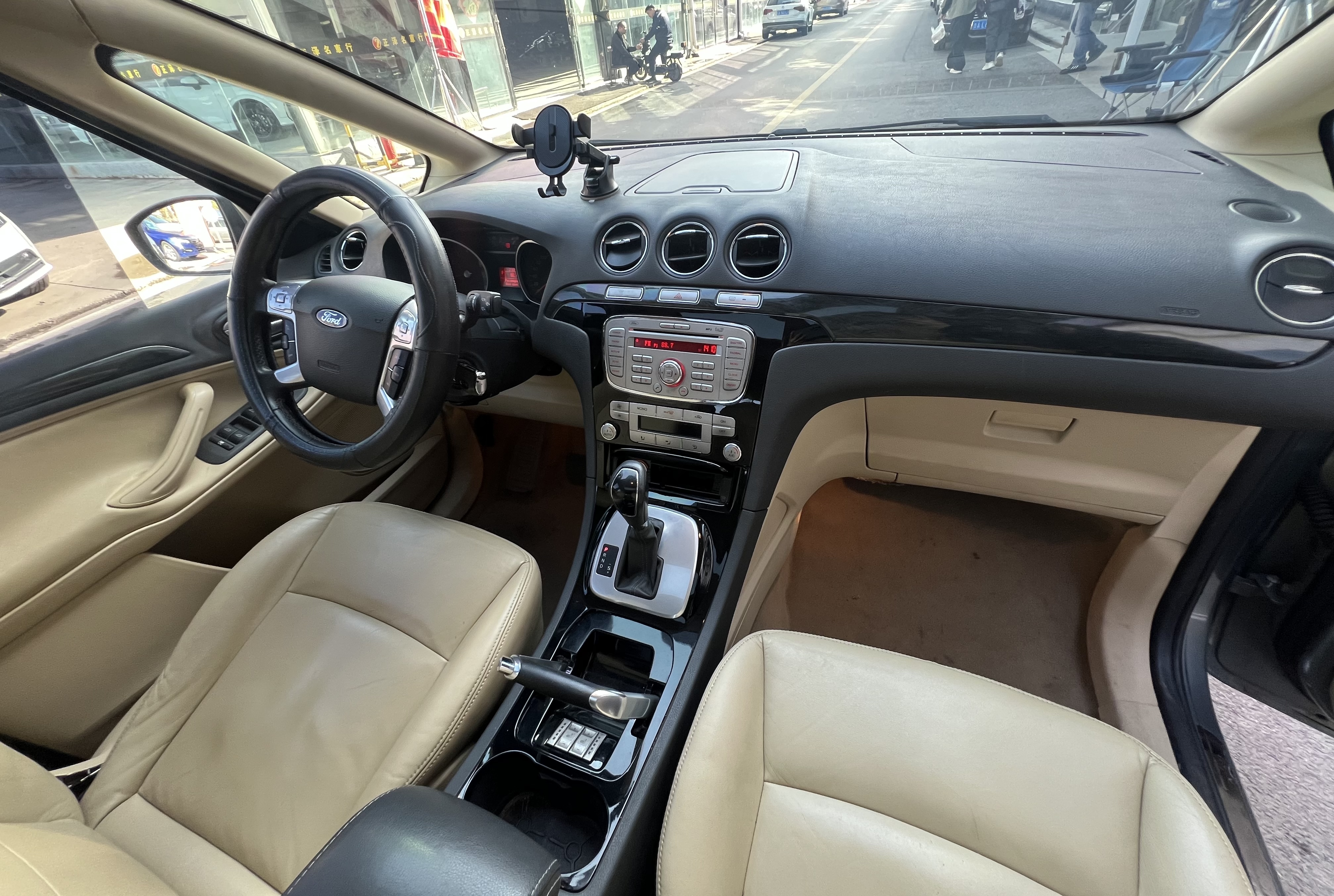 Ford S-MAX 2012 #19 Ford S-MAX 2012 изображение автомобиля #19