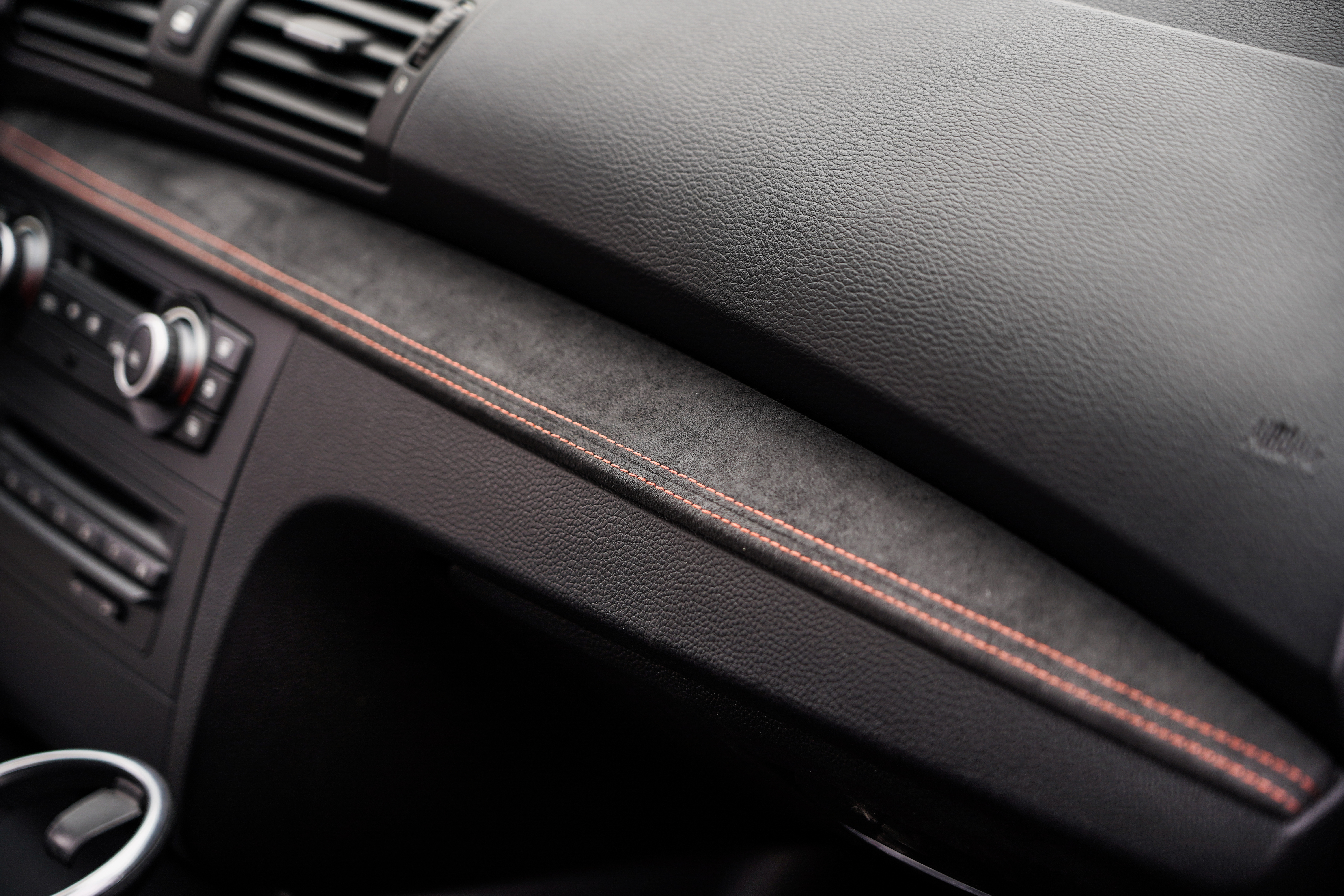 BMW 1 Series M 2012 car image #19