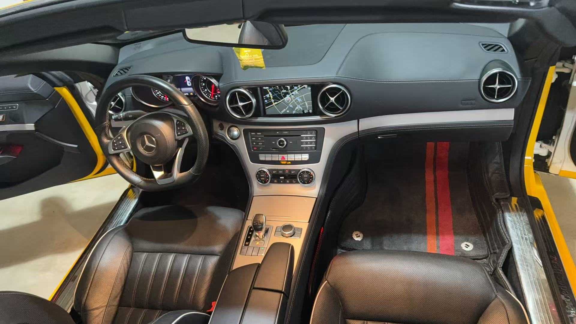 Mercedes-Benz SL Class 2017 car image #19