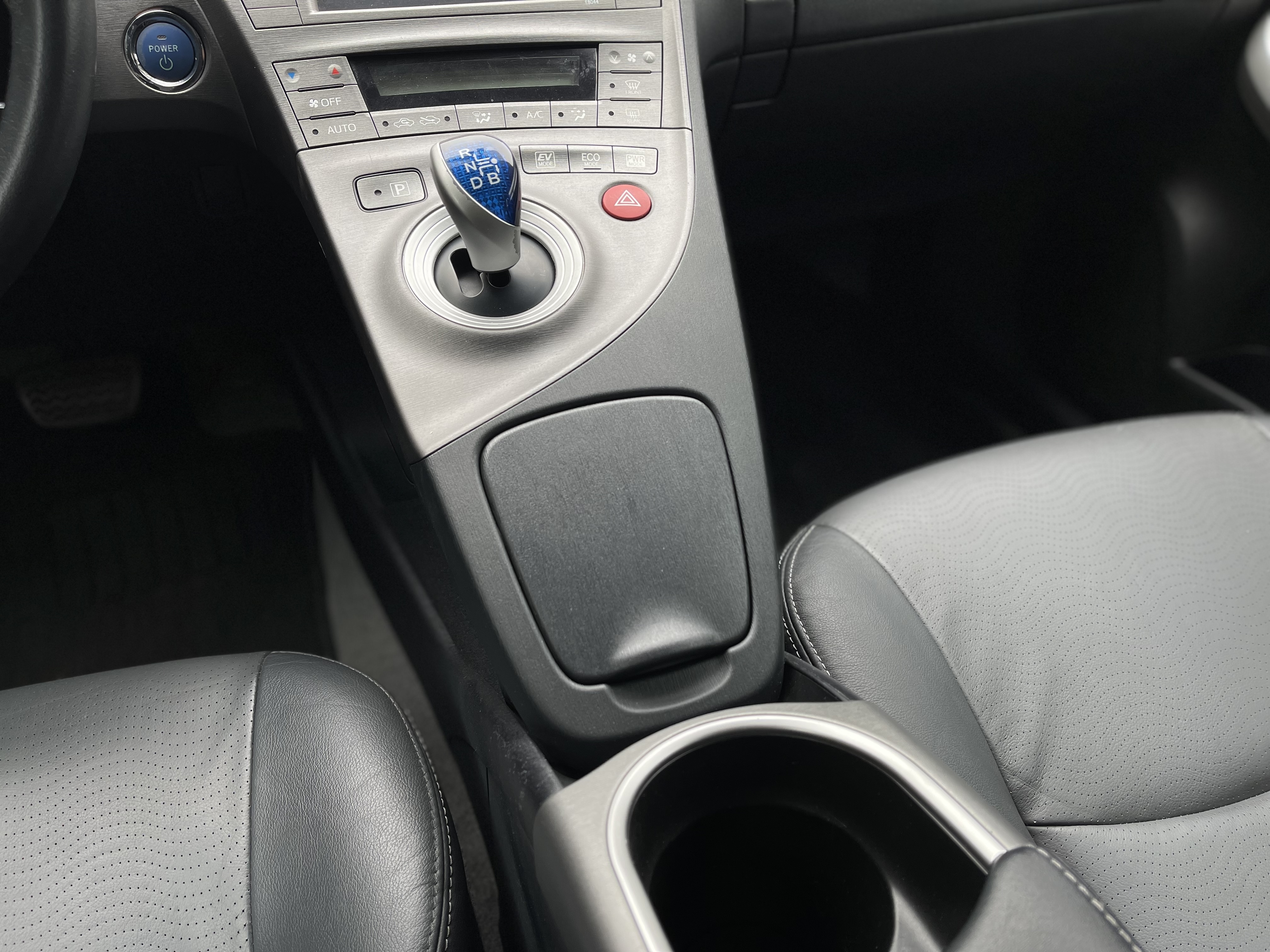 Toyota Prius 2014 #19 Toyota Prius 2014 car image #19