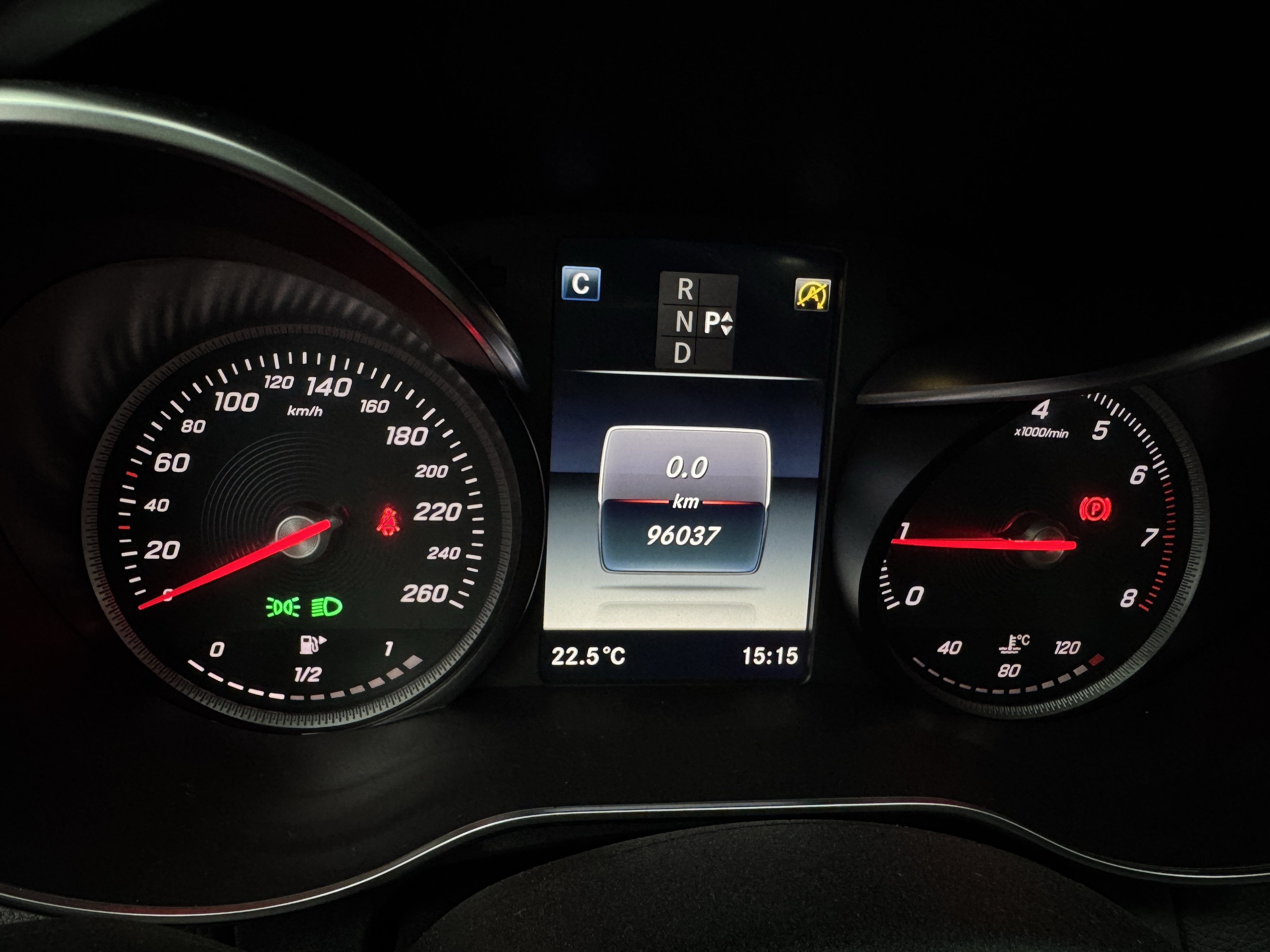 Mercedes-Benz C Class 2017 #19 Mercedes-Benz C Class 2017 car image #19