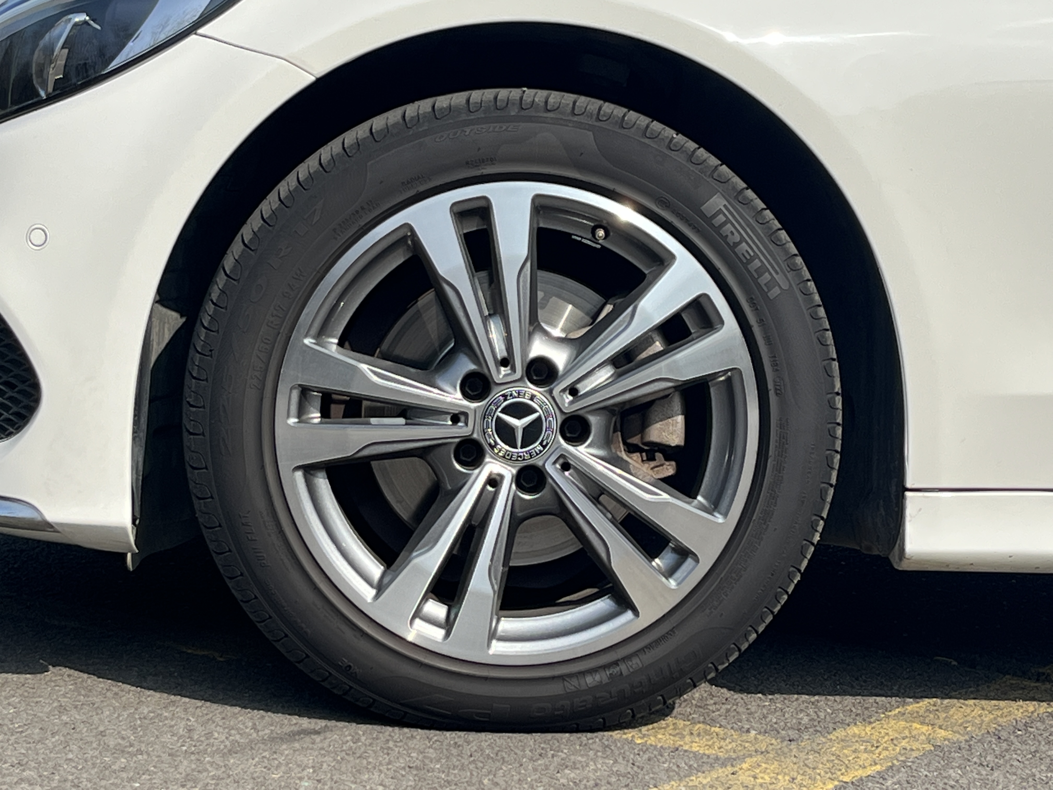 Mercedes-Benz C Class 2017 immagine di auto #19