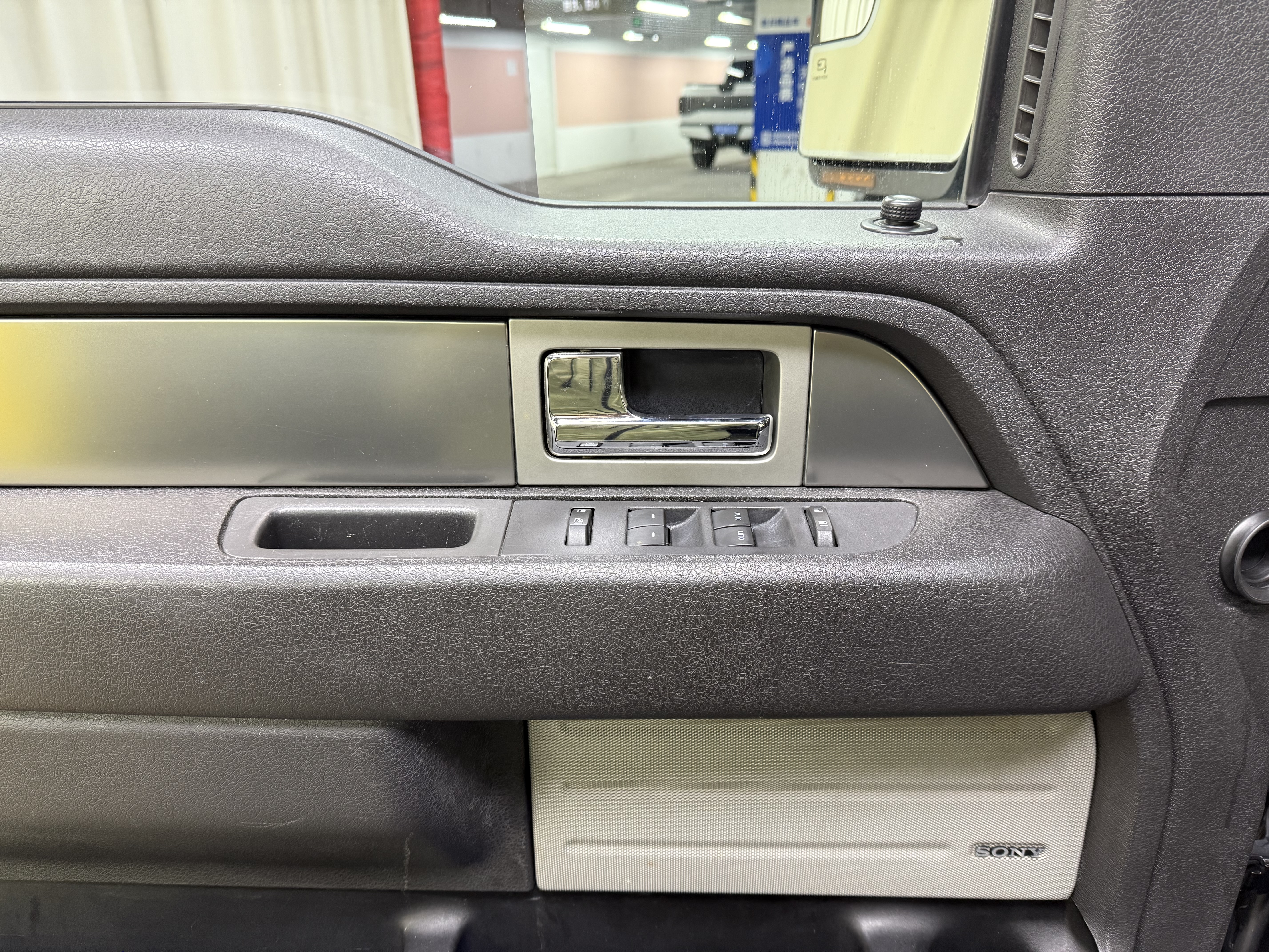 Ford 2017 car image #19