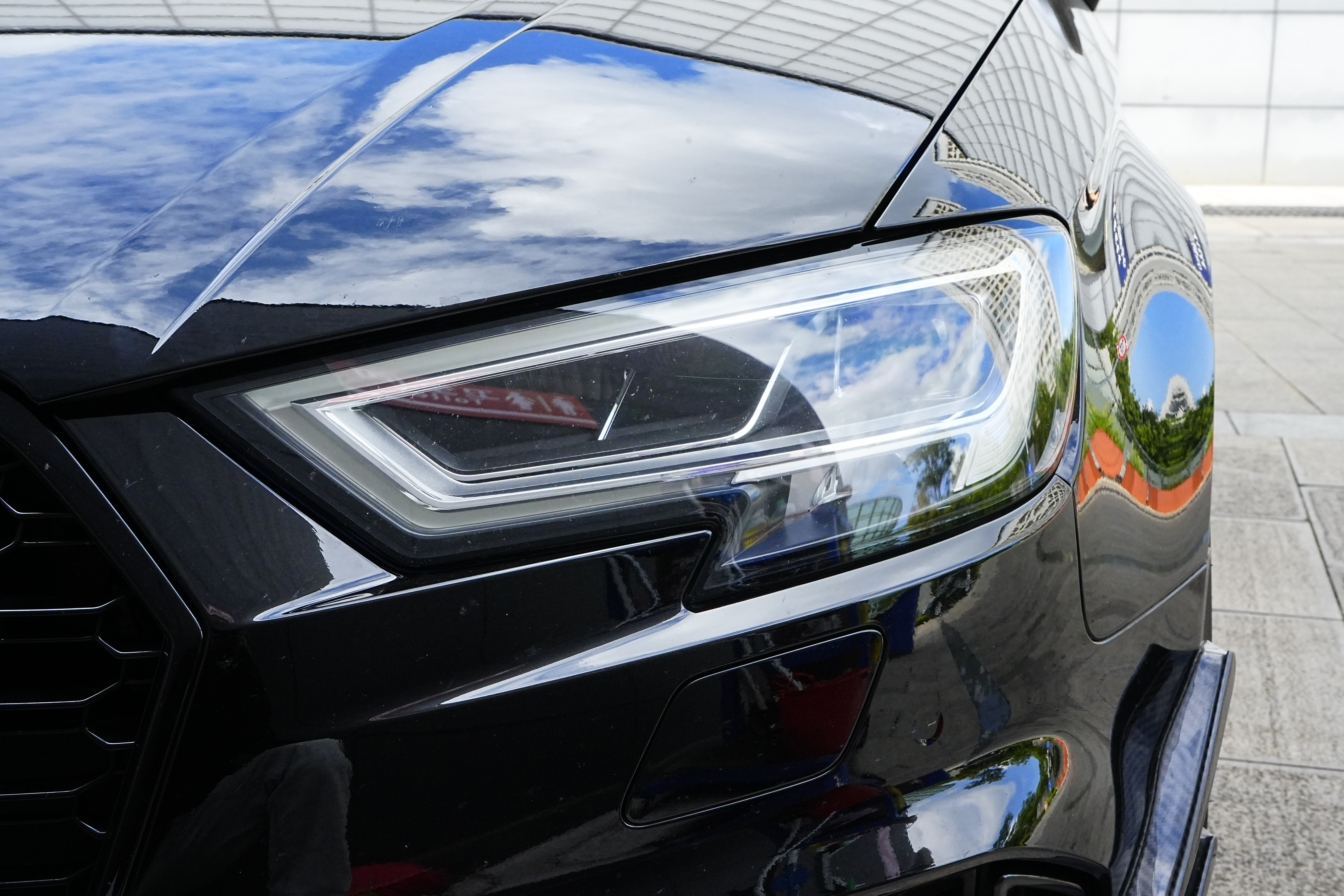 Audi RS 3 2018 car image #19