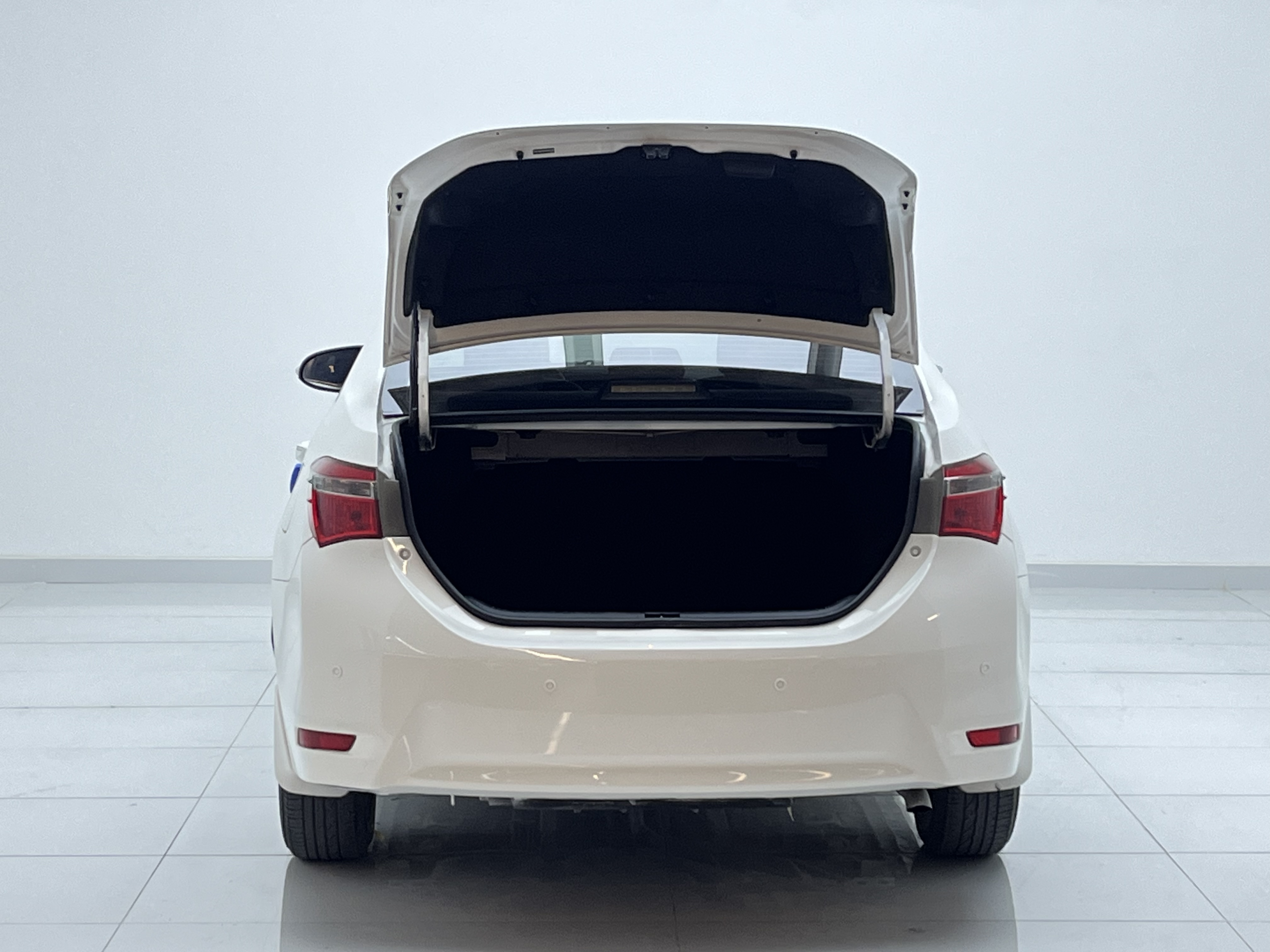 Corolla 2019 immagine di auto #19