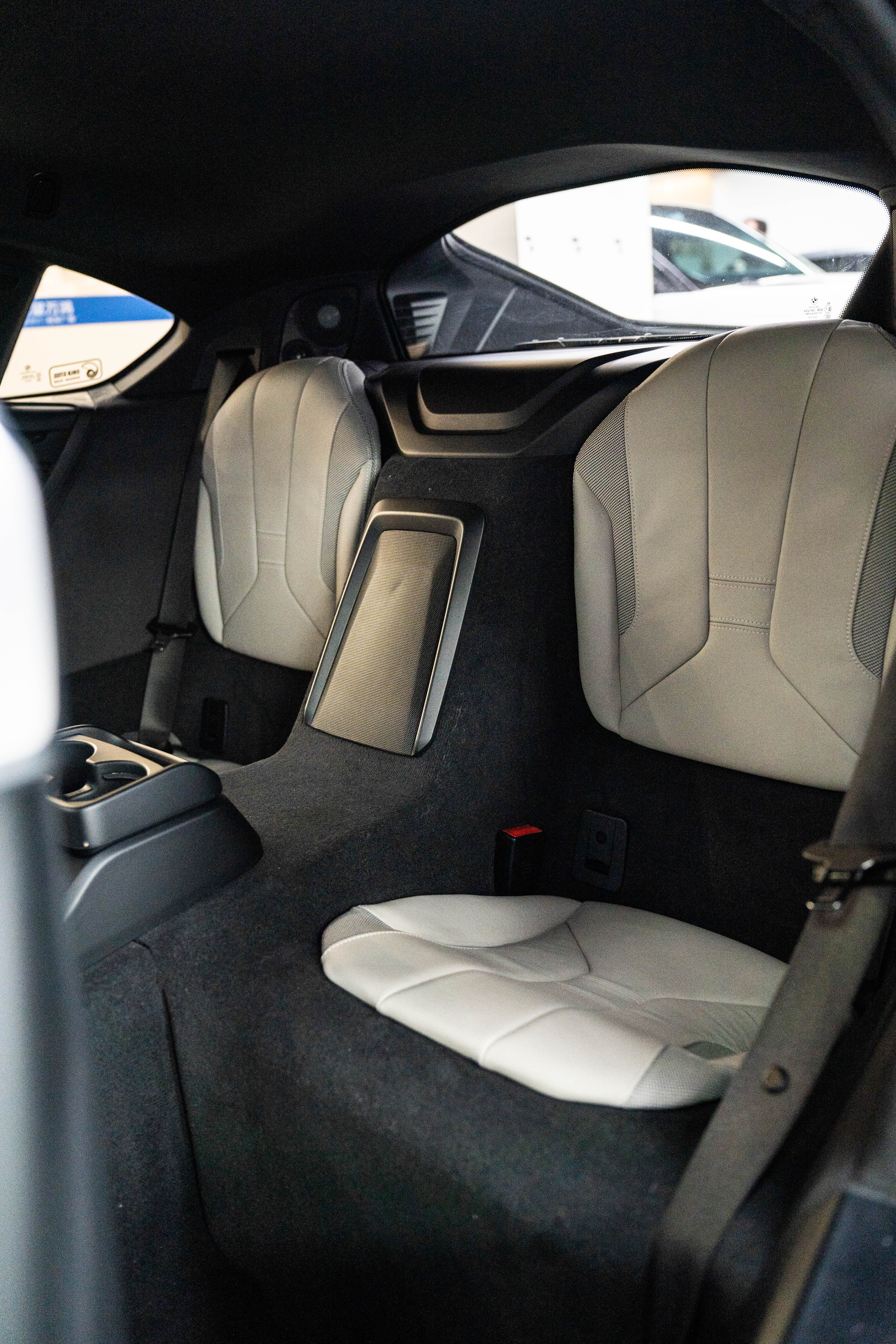 BMW i8 2018 #19 BMW i8 2018 car image #19