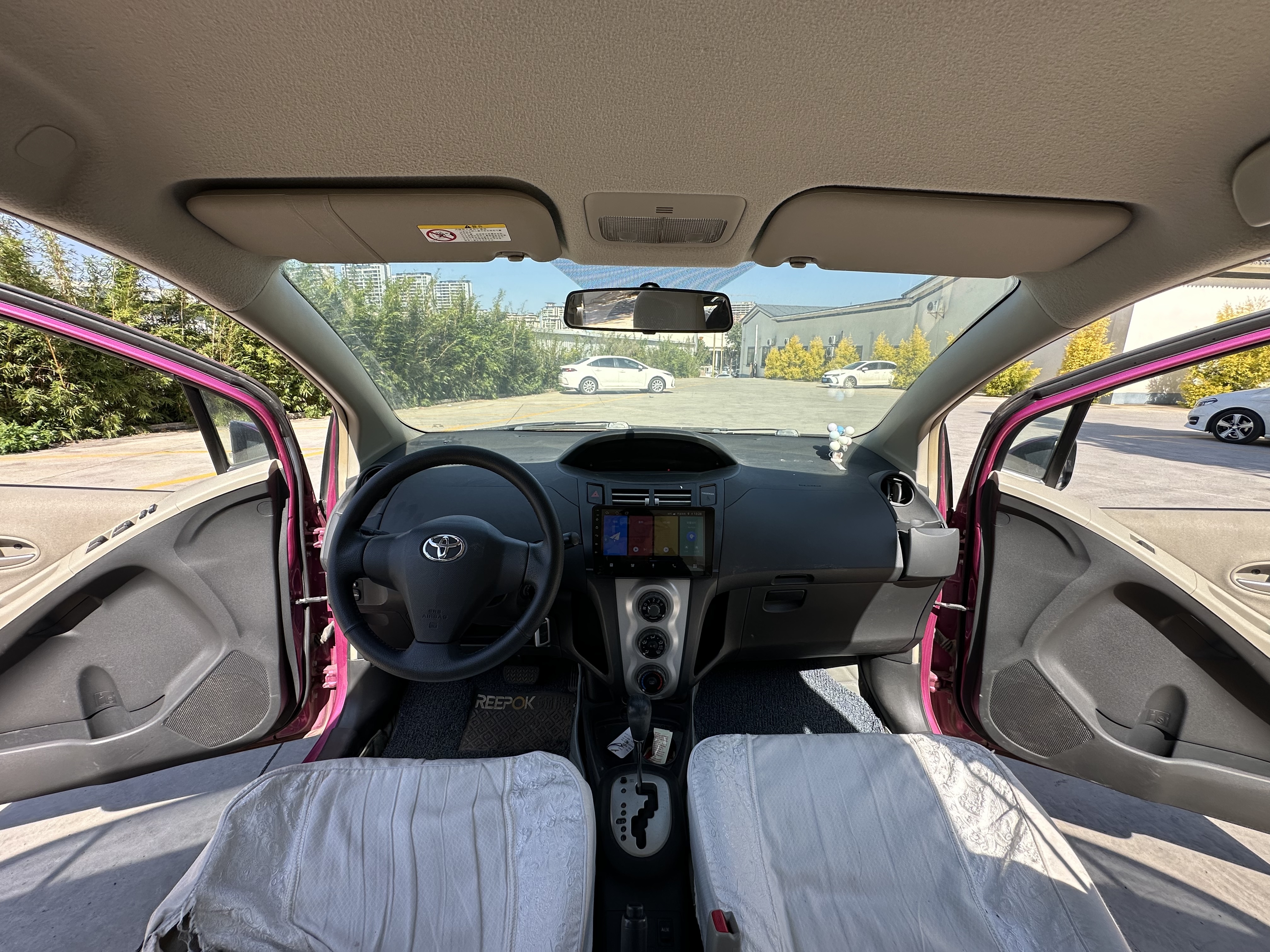 Toyota Yaris 2010 imagem de carro #19