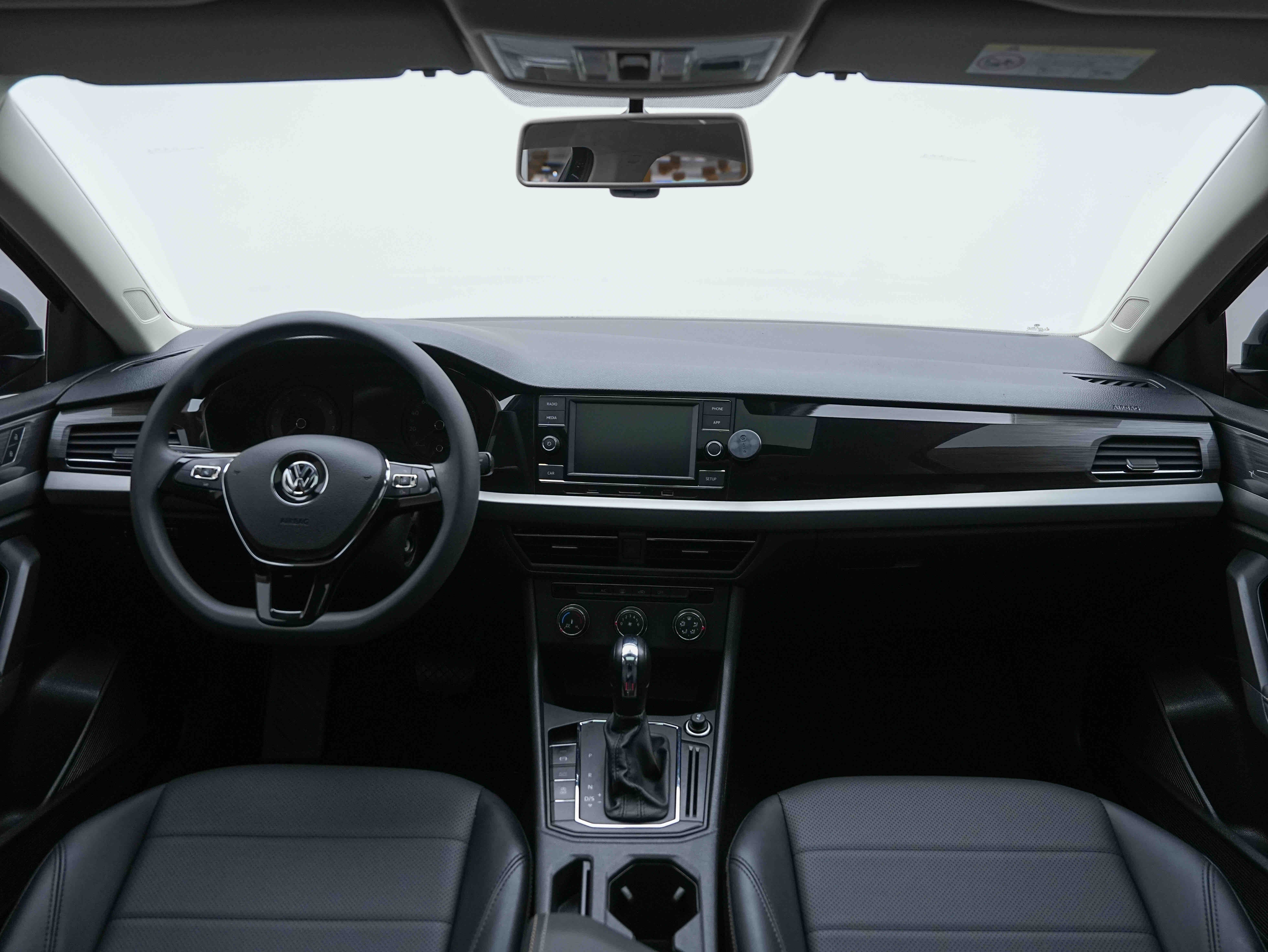 Volkswagen Lavida 2019 #19 Volkswagen Lavida 2019 car image #19