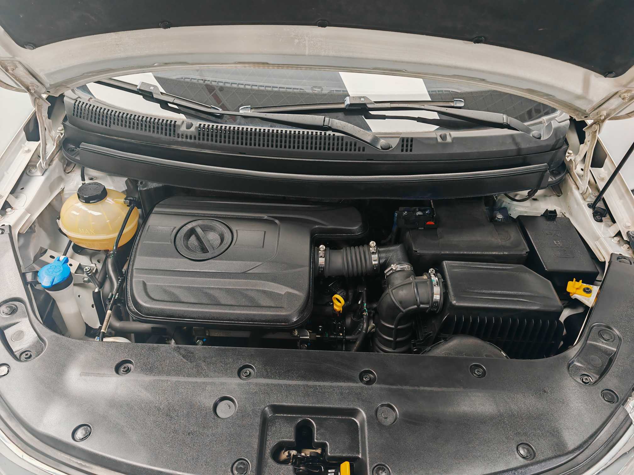 Vision X3 2019 immagine di auto #19