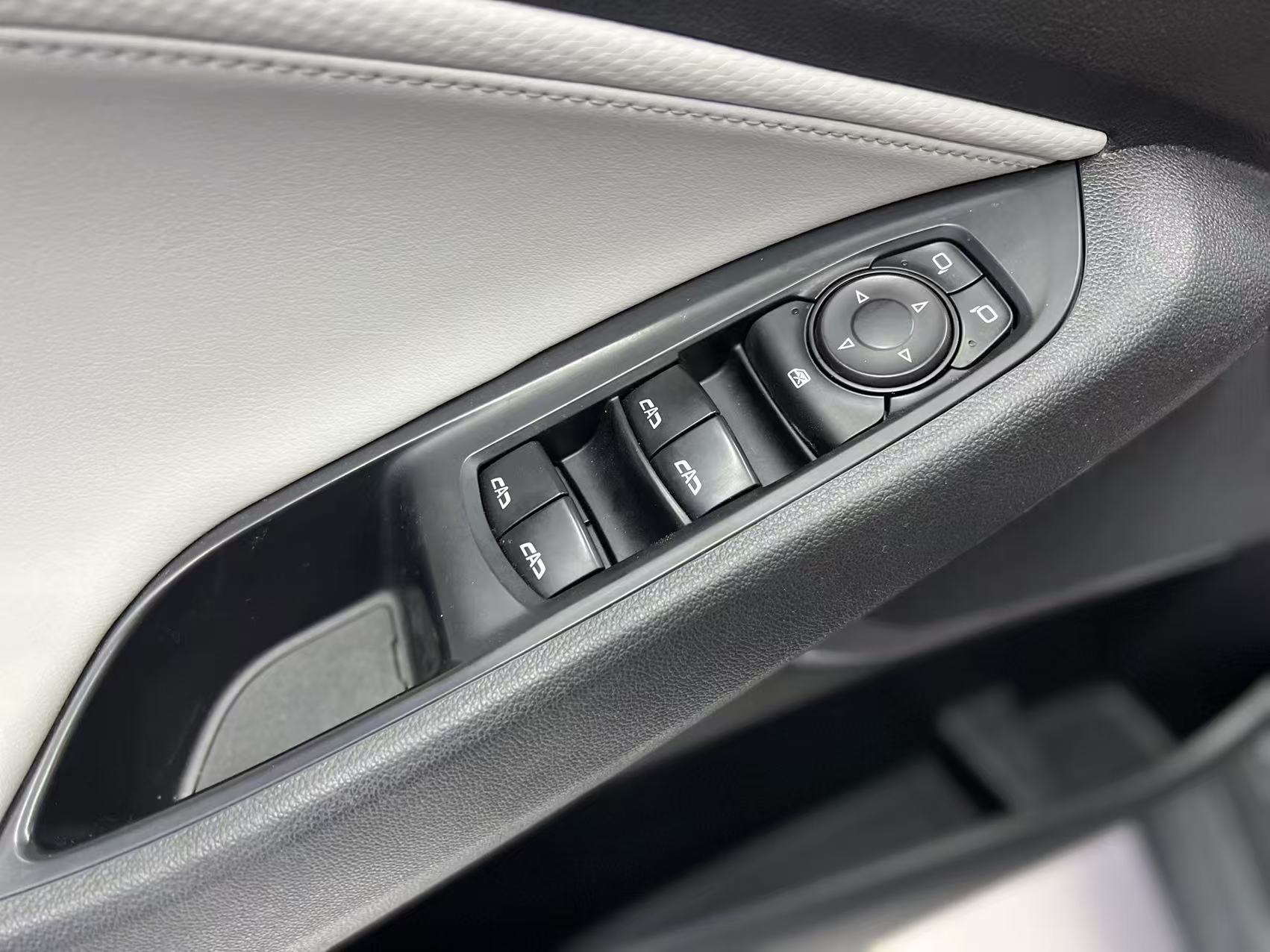 雪佛兰 沃兰多 2019 汽车图片 #19