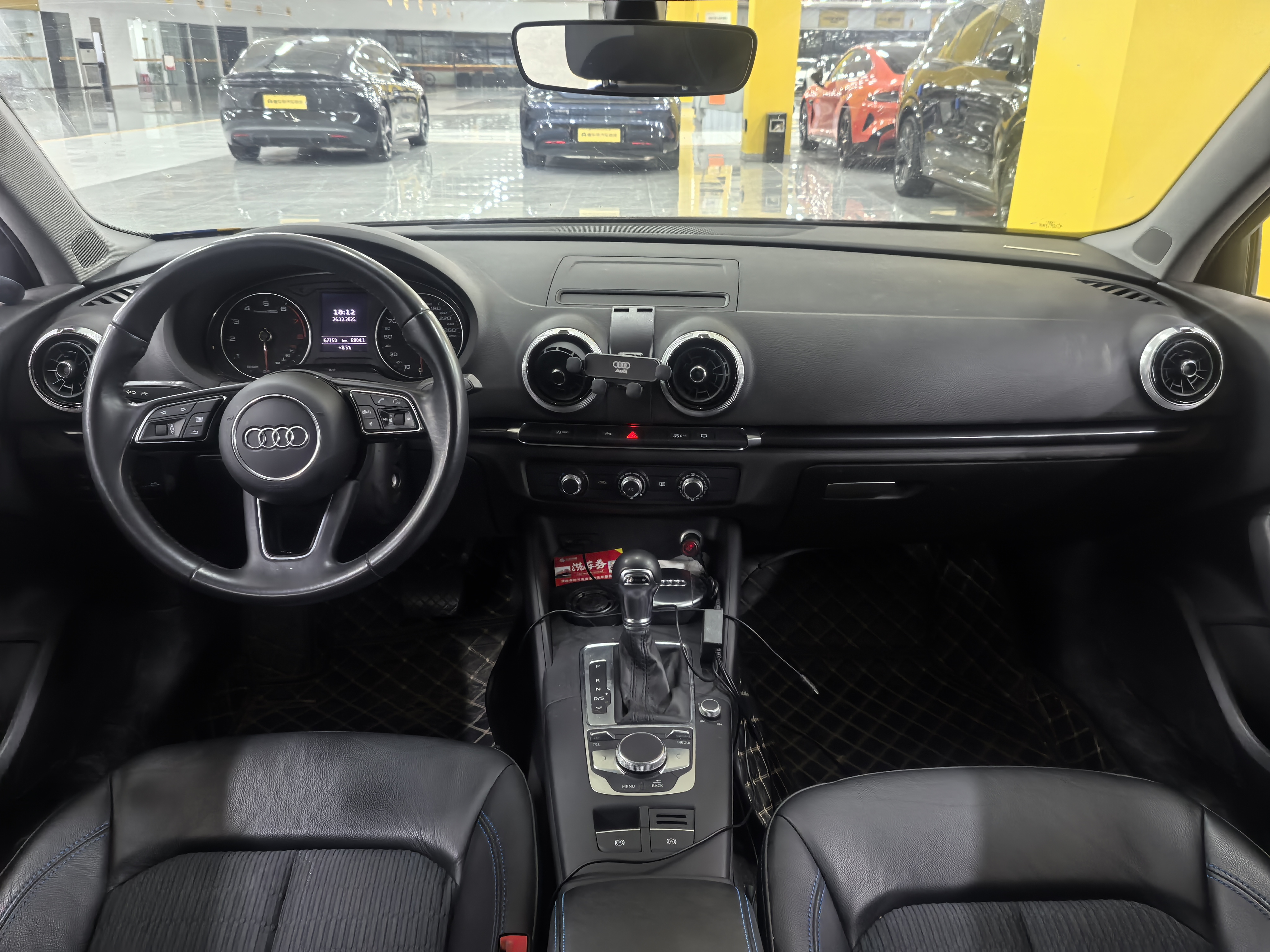 Audi A3 2019 car image #19
