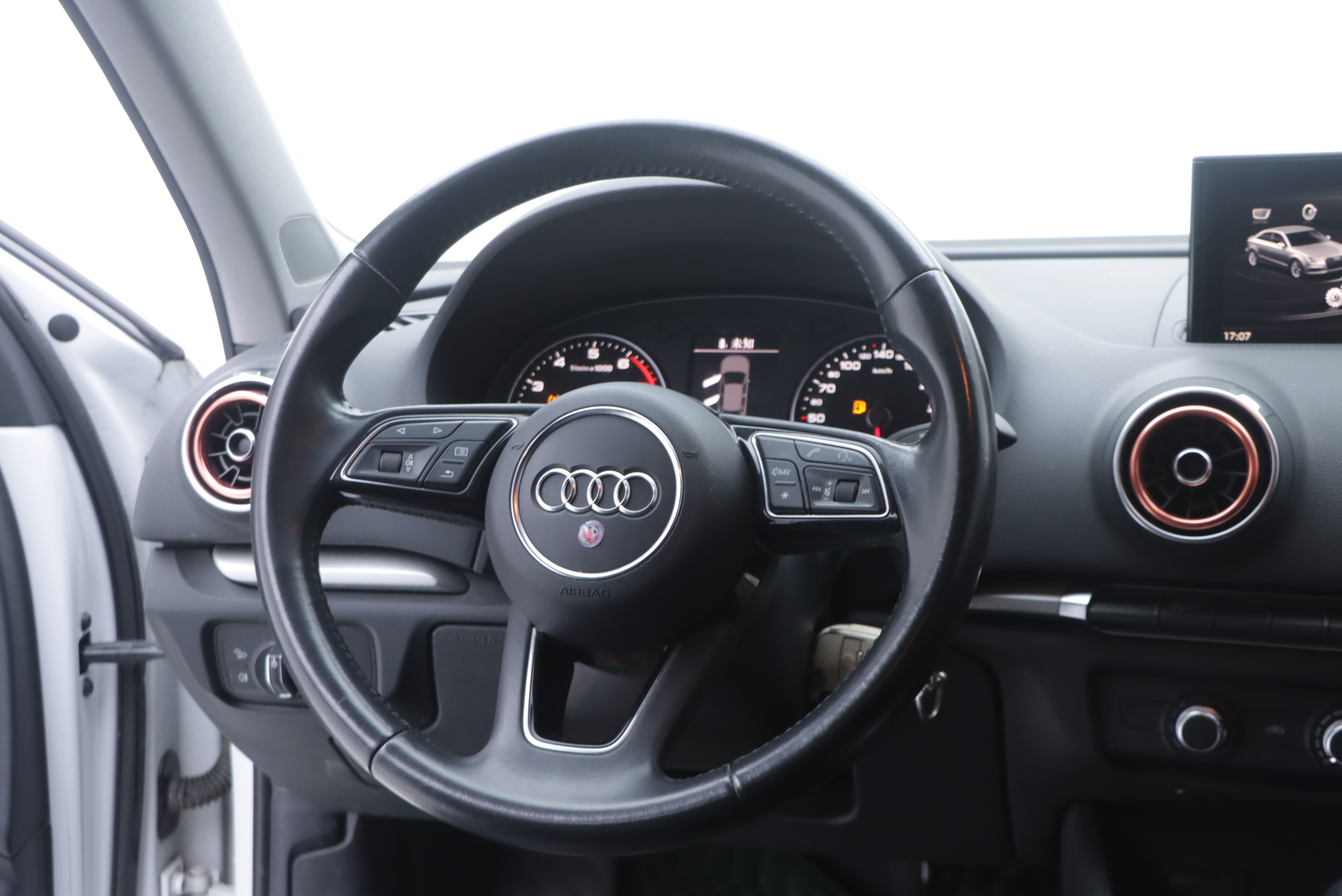 Audi A3 2019 car image #19