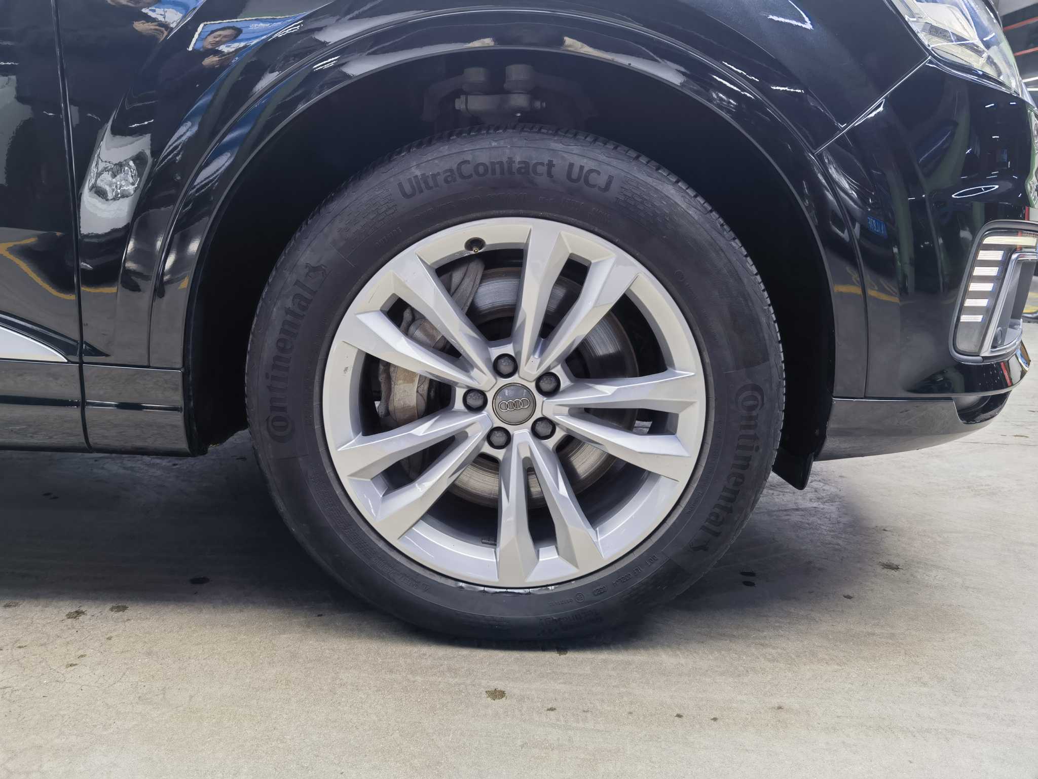 Audi Q7 New Energy 2020 car image #19