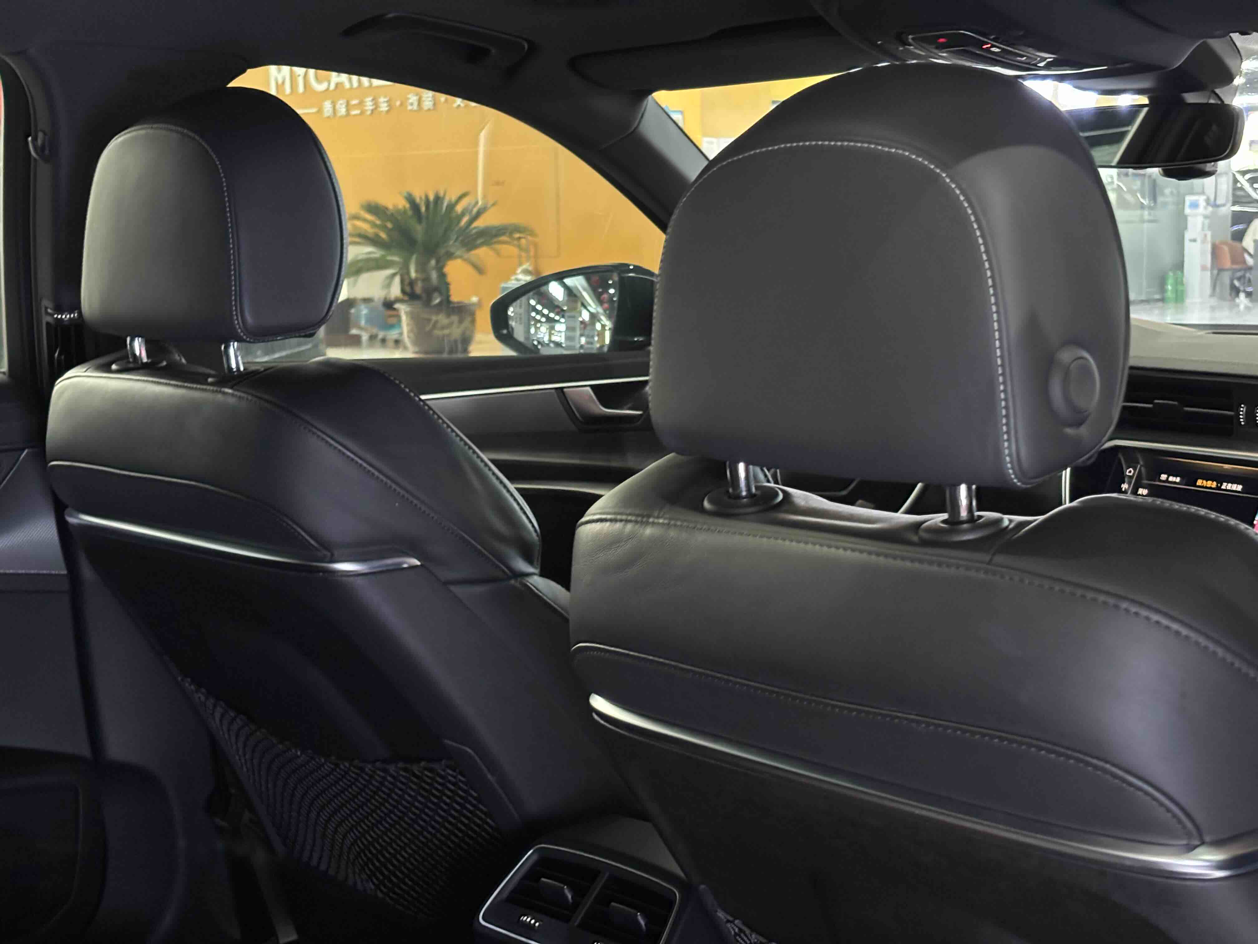 Audi A6L 2019 car image #19