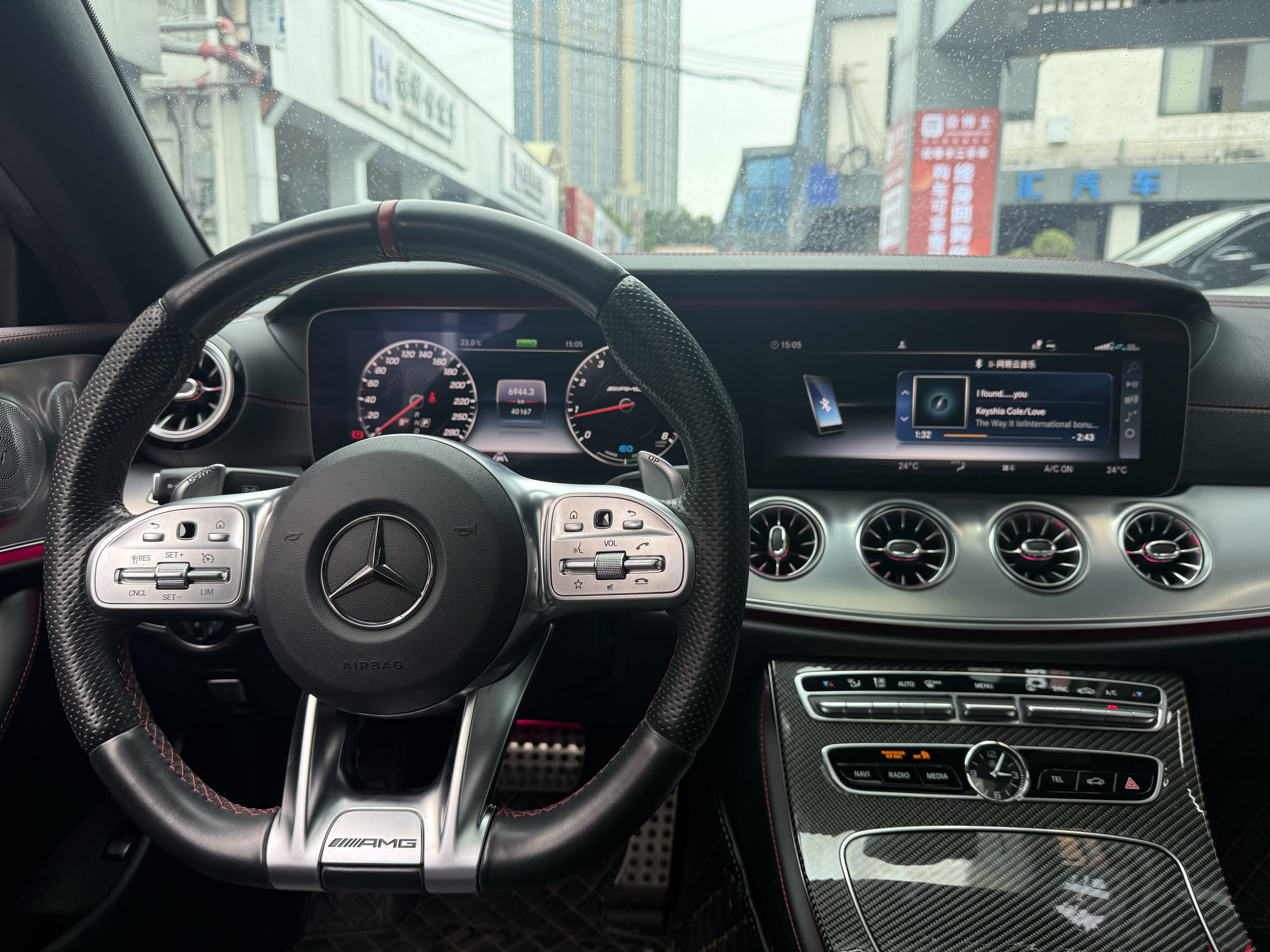 Mercedes-Benz E AMG 2021 صورة سيارة #19