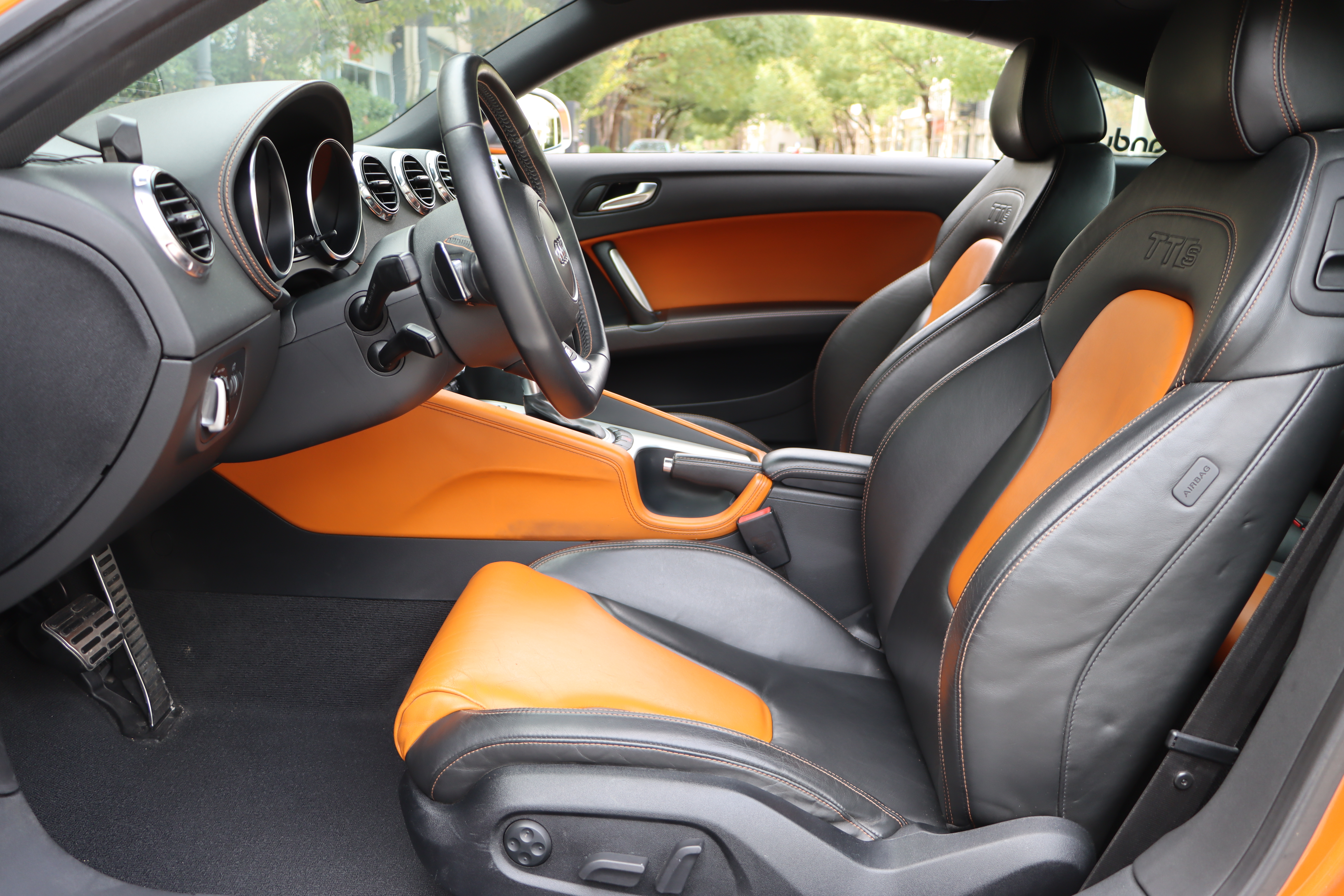 Audi TTS 2013 car image #19