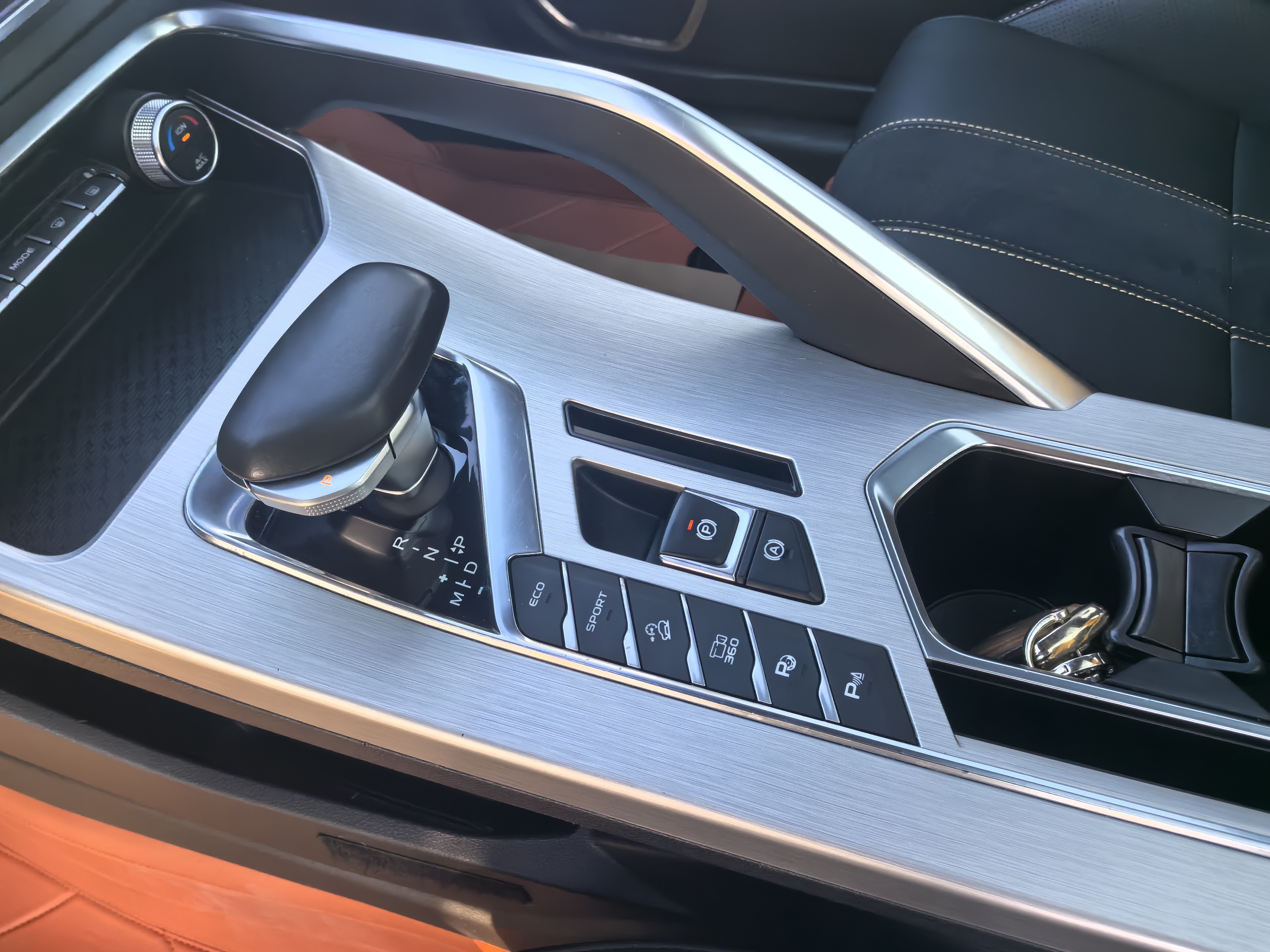 GEELY Coolray 2021 #19 GEELY Coolray 2021 car image #19