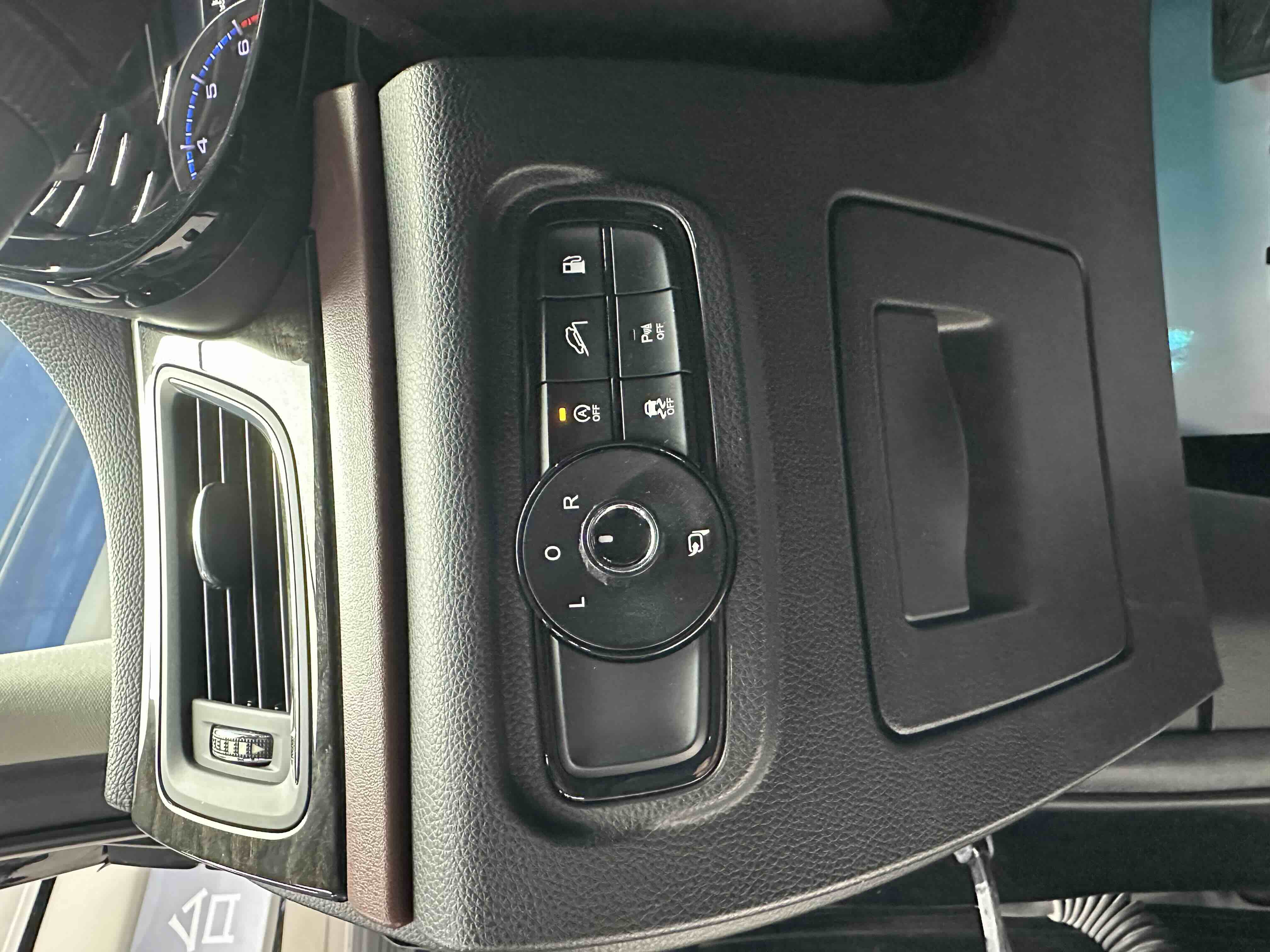 广汽传祺 传祺GS8 2019 汽车图片 #19