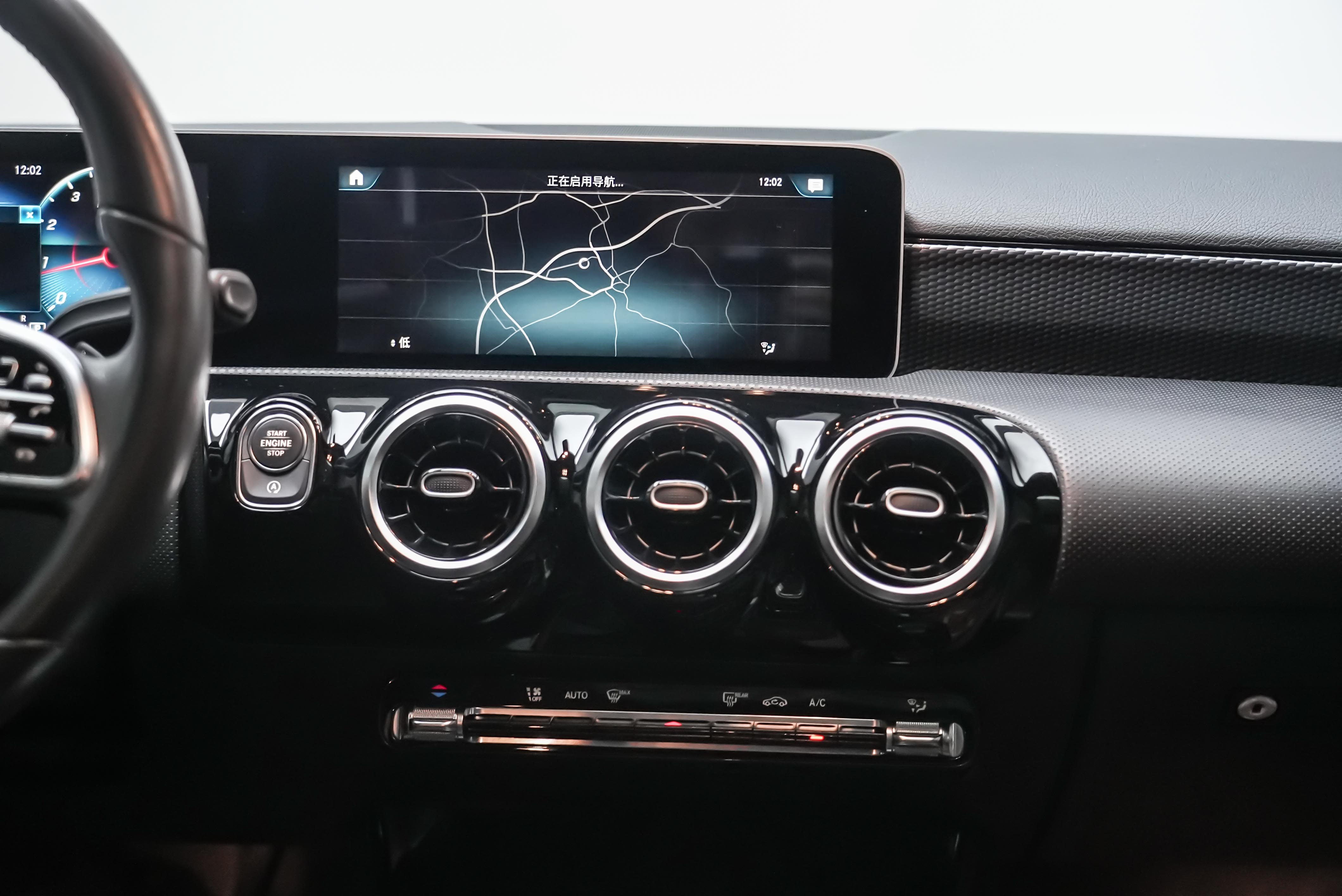 Mercedes-Benz A Class (Imported) 2019 #19 Mercedes-Benz A Class (Imported) 2019 car image #19