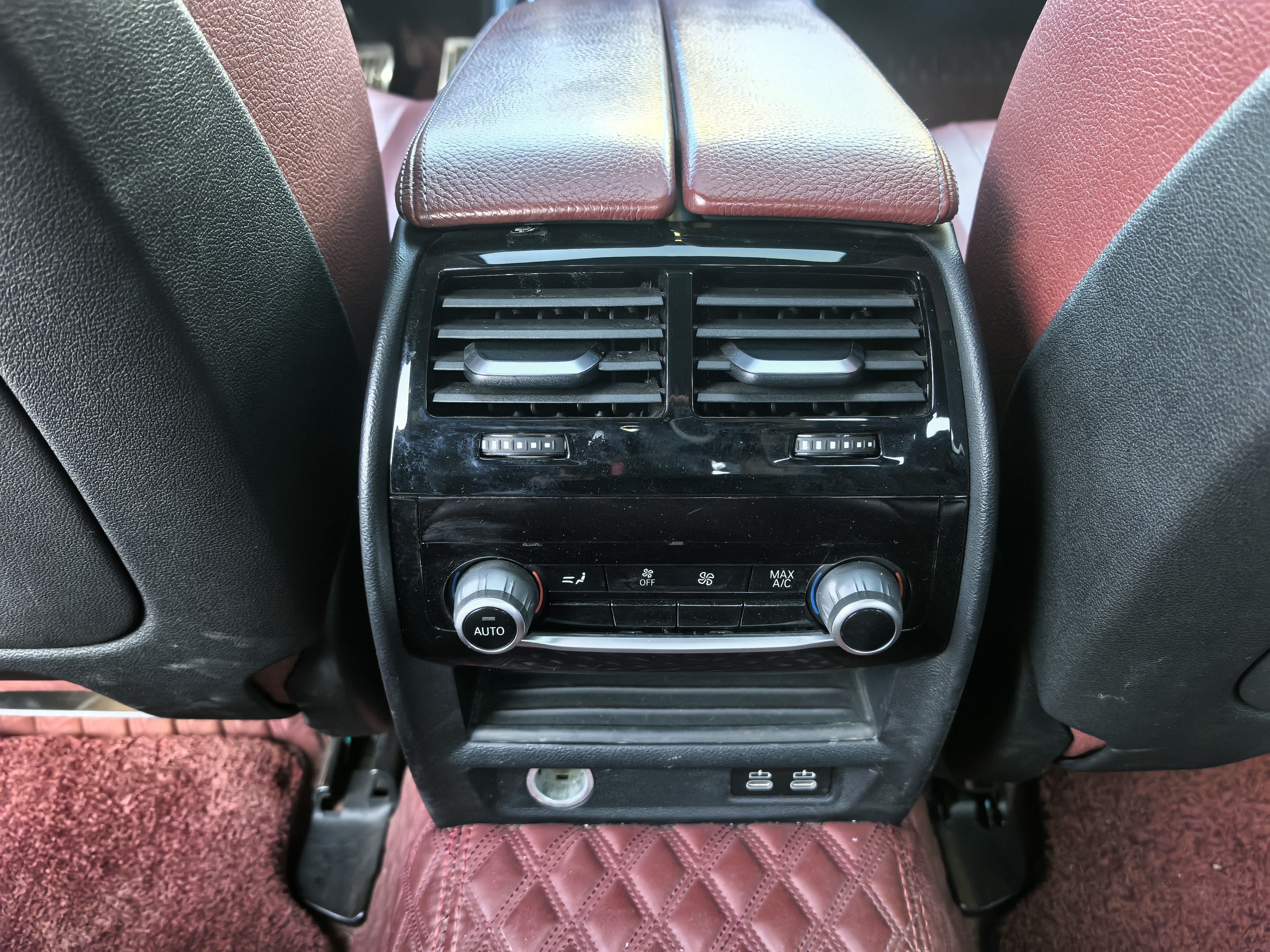 BMW 5 Series 2020 car image #19